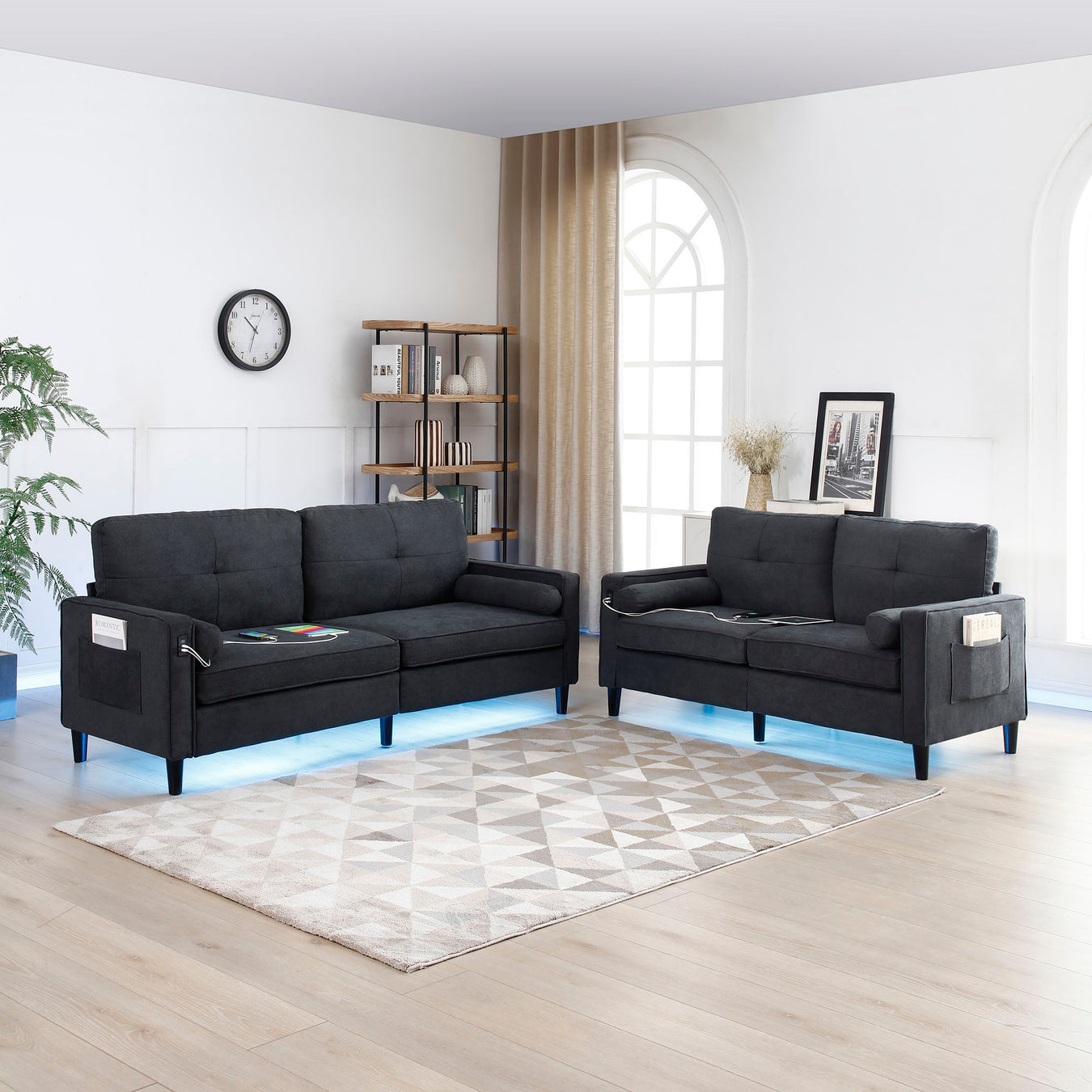 Sofas & Loveseats